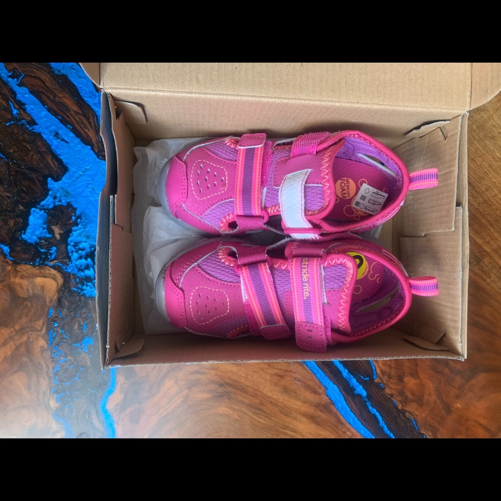 Stride Rite girls sandals size 9